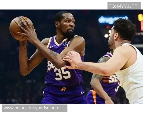 詹姆斯今日无比赛分享高尔夫球乐趣与冰浴恢复瞬间引发球迷热议